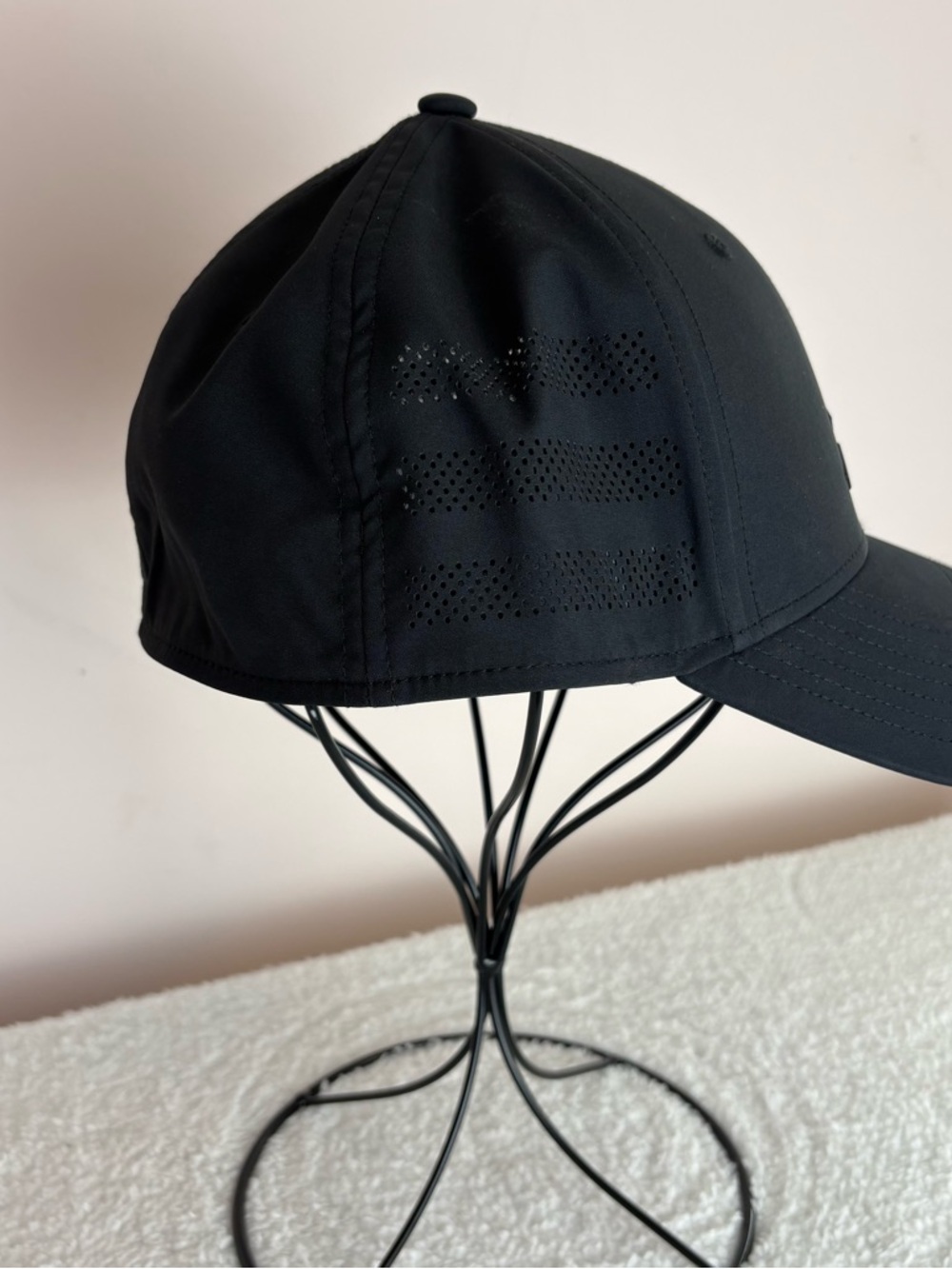 adidas Black Structured Athletic Baseball Hat - Picture 2 of 5